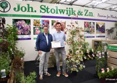 Father and son John and Johan Stolwijk of  J. Stolwijk & Zonen presenting the press award they won for Ceris Carolina Sweetheart. This wholesale-nursery supplies winter hardy perennials for the Dutch and German market. At the show, they presented several novelties. 